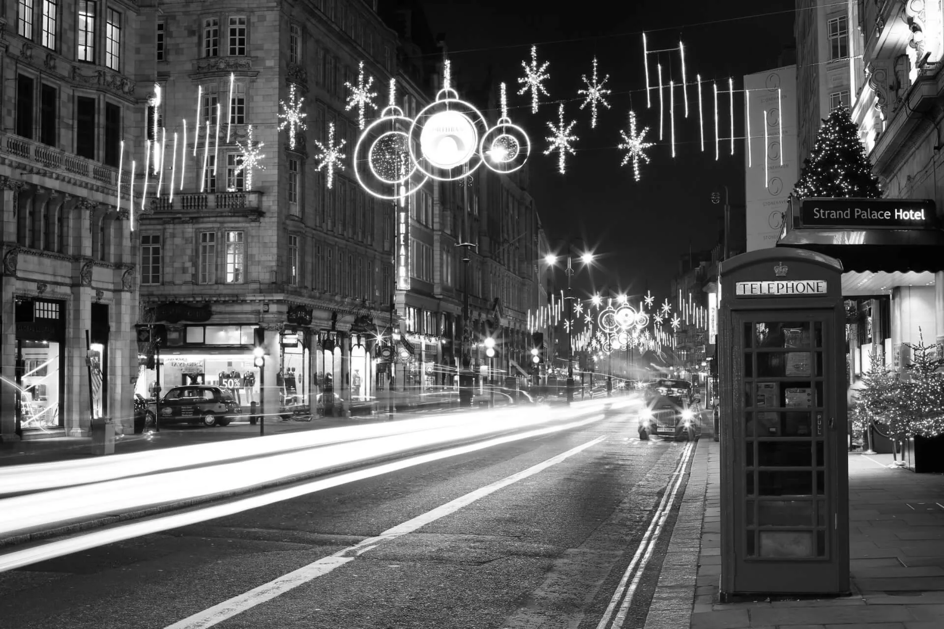 chauffeur-driven holiday tour